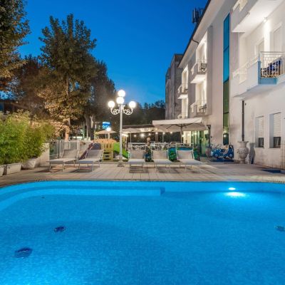 Hotel Milano Cesenato Centro